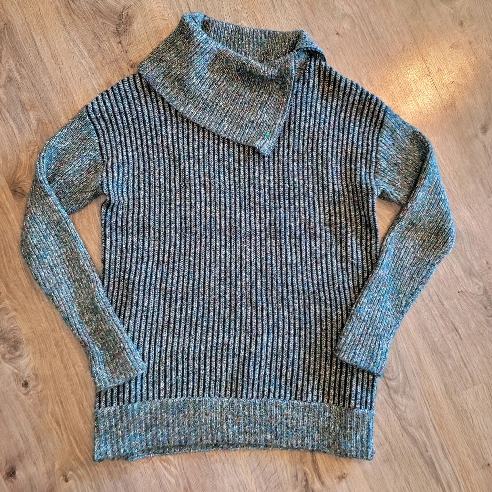 Cozy Teal Green Zipper Turtleneck Sweater